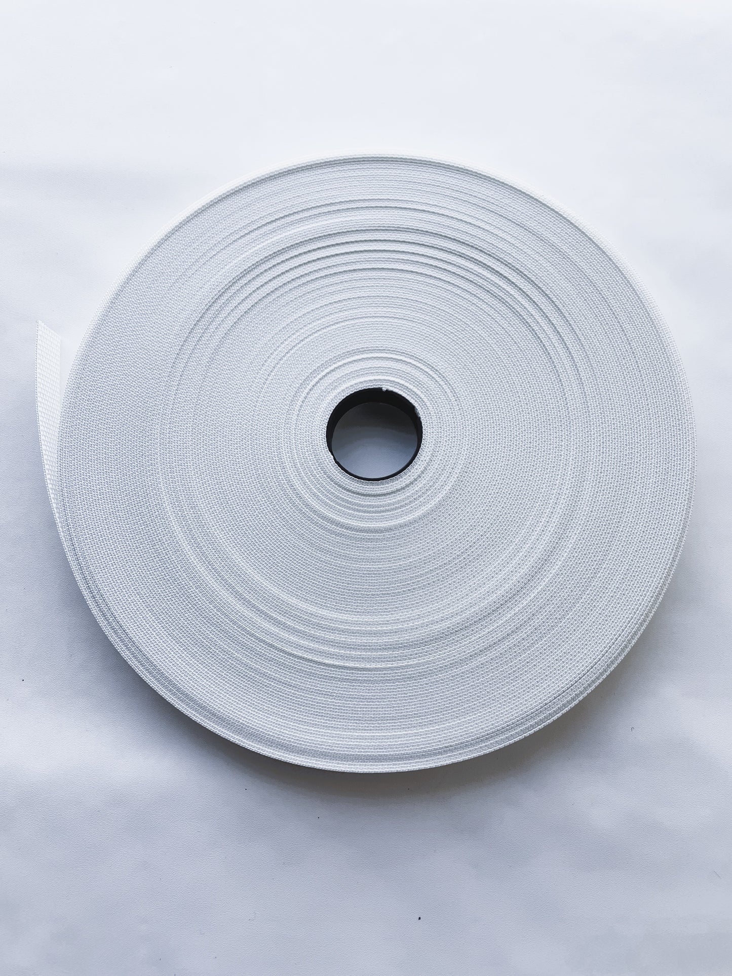 Polyesterband wit of zwart op lengte